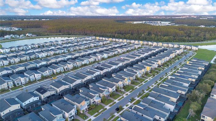 Image No.35-6 Bed Property for sale