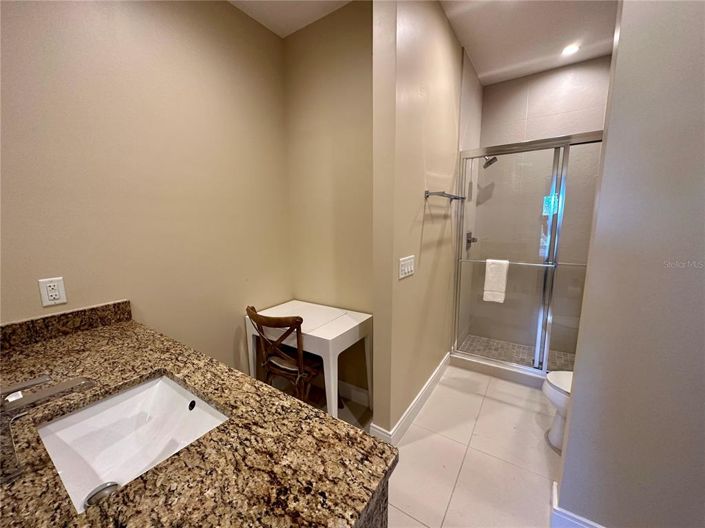 Image No.15-3 Bed Townhouse for sale