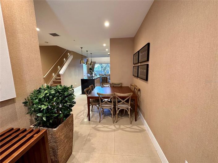 Image No.2-3 Bed Townhouse for sale