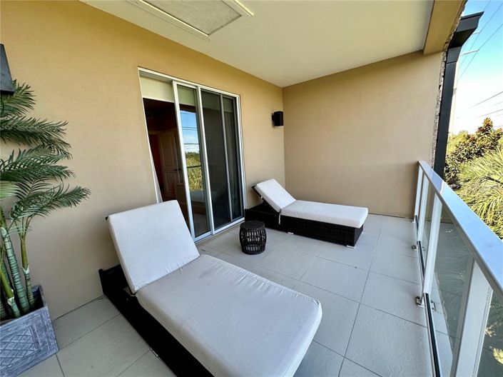 Image No.20-3 Bed Townhouse for sale