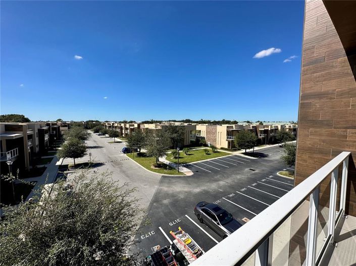 Image No.29-3 Bed Townhouse for sale