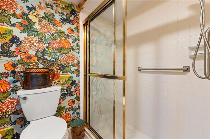 Image No.20-5 Bed Property for sale