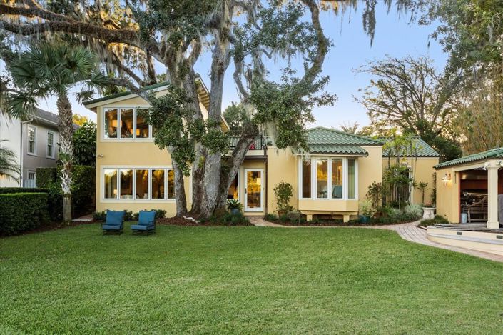 Image No.40-5 Bed Property for sale