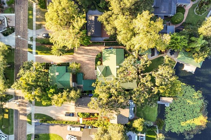 Image No.46-5 Bed Property for sale