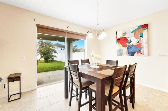 Image No.5-5 Bed Property for sale