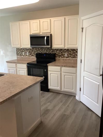 Image No.5-5 Bed Property for sale