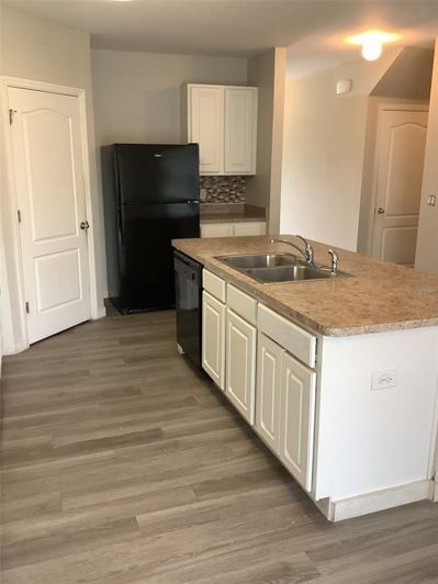 Image No.7-5 Bed Property for sale