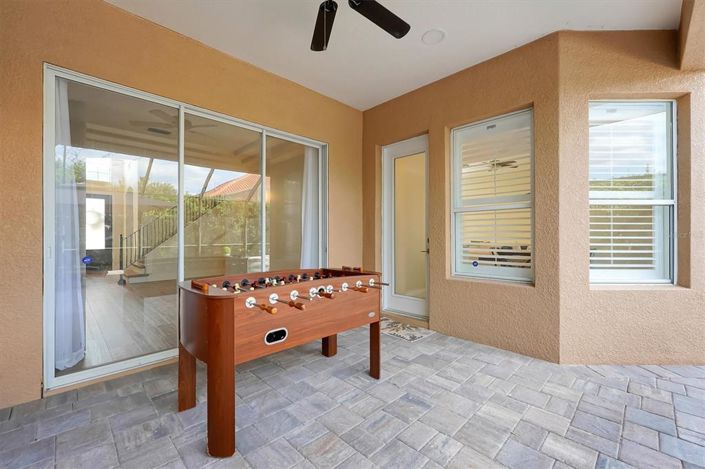 Image No.21-7 Bed Property for sale