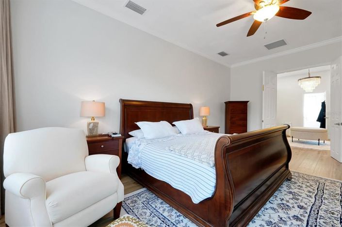 Image No.36-7 Bed Property for sale