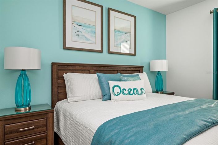 Image No.22-8 Bed Property for sale