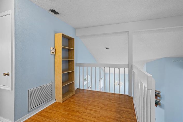 Image No.16-4 Bed Property for sale