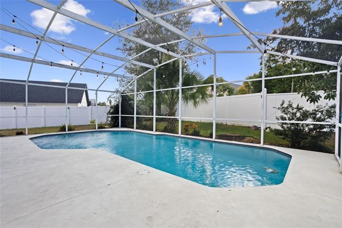 Image No.19-4 Bed Property for sale