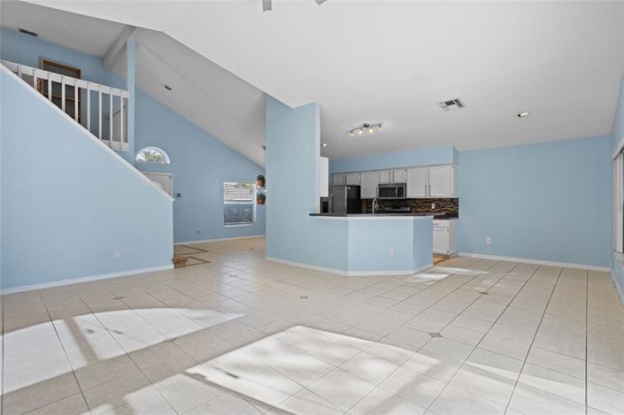 Image No.6-4 Bed Property for sale