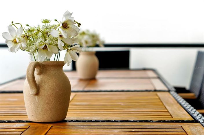 Image No.25-10 Bed Property for sale