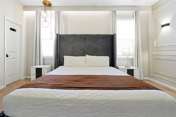 Image No.34-10 Bed Property for sale