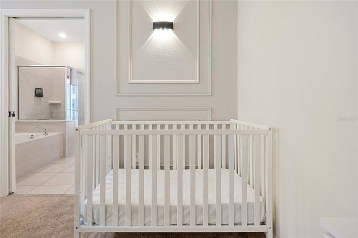 Image No.37-10 Bed Property for sale