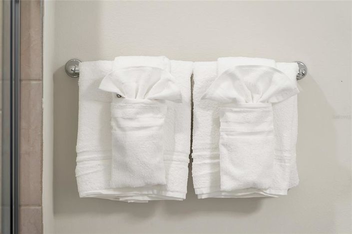 Image No.47-10 Bed Property for sale