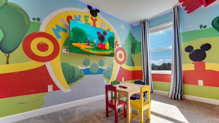 Image No.17-7 Bed Property for sale