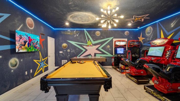 Image No.41-7 Bed Property for sale