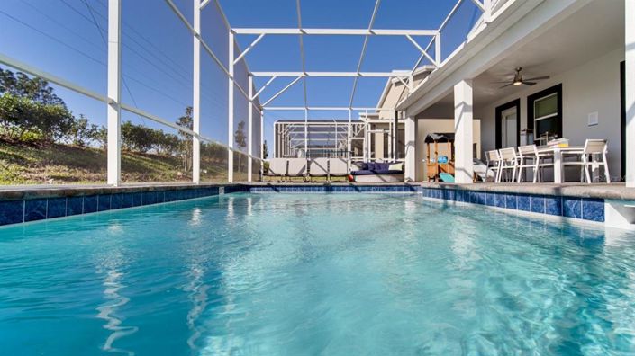 Image No.51-7 Bed Property for sale