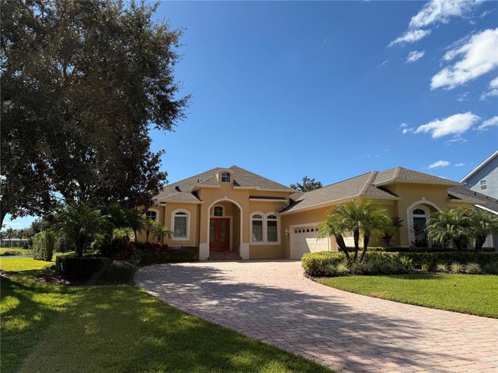 Image No.1-4 Bed Property for sale