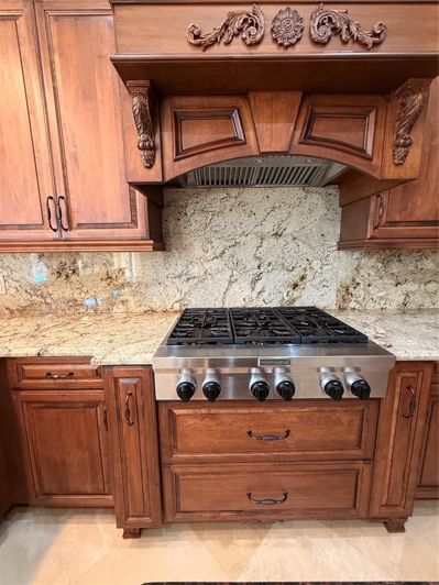 Image No.11-4 Bed Property for sale