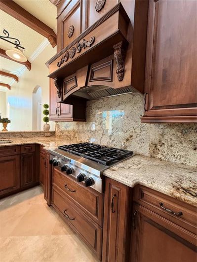 Image No.12-4 Bed Property for sale