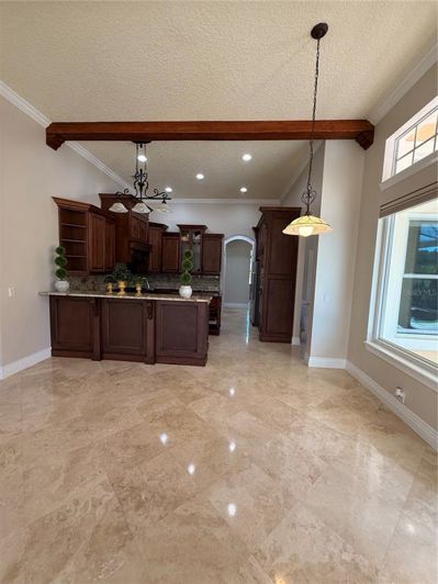 Image No.19-4 Bed Property for sale