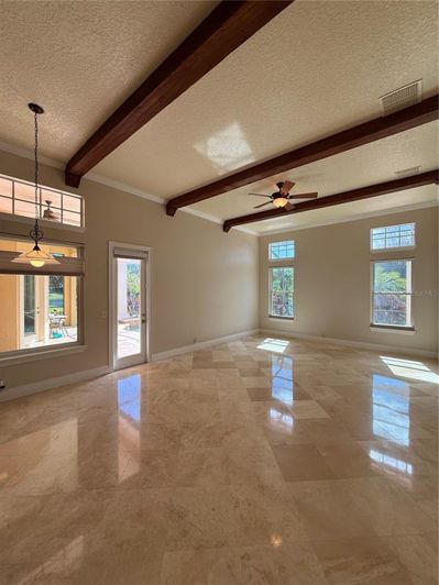 Image No.21-4 Bed Property for sale