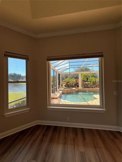 Image No.25-4 Bed Property for sale