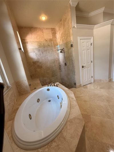 Image No.32-4 Bed Property for sale