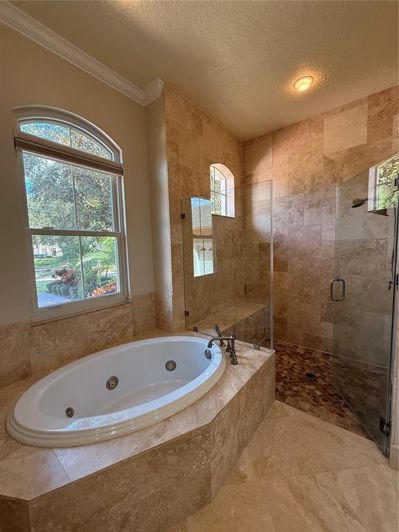 Image No.33-4 Bed Property for sale