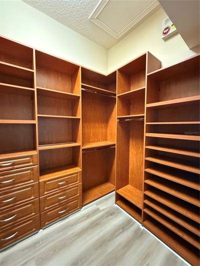 Image No.36-4 Bed Property for sale