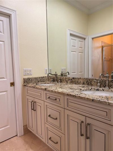 Image No.42-4 Bed Property for sale