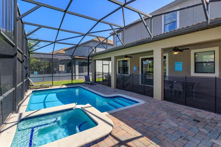 Image No.2-7 Bed Property for sale