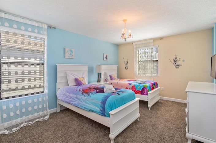 Image No.26-7 Bed Property for sale