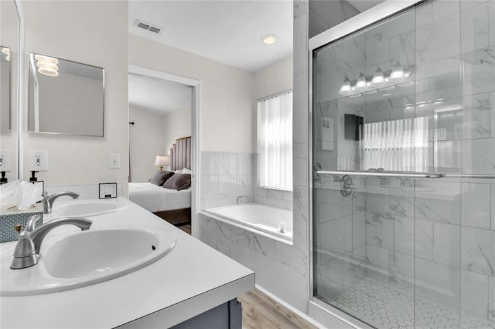 Image No.21-4 Bed Property for sale