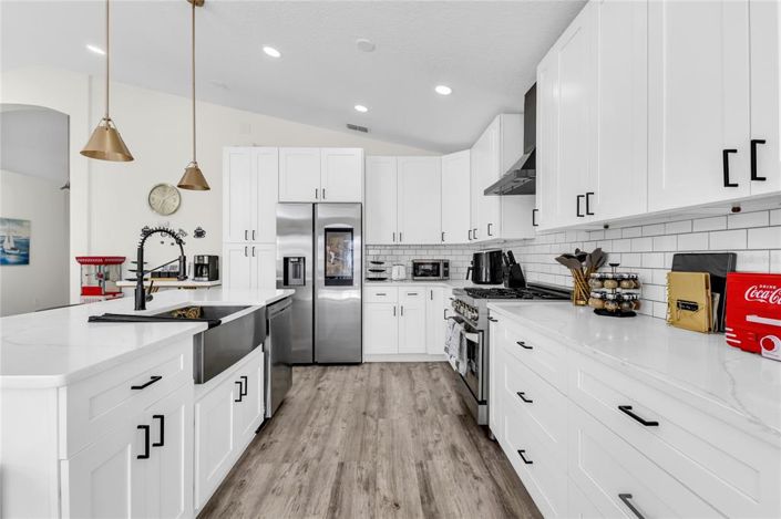 Image No.8-4 Bed Property for sale