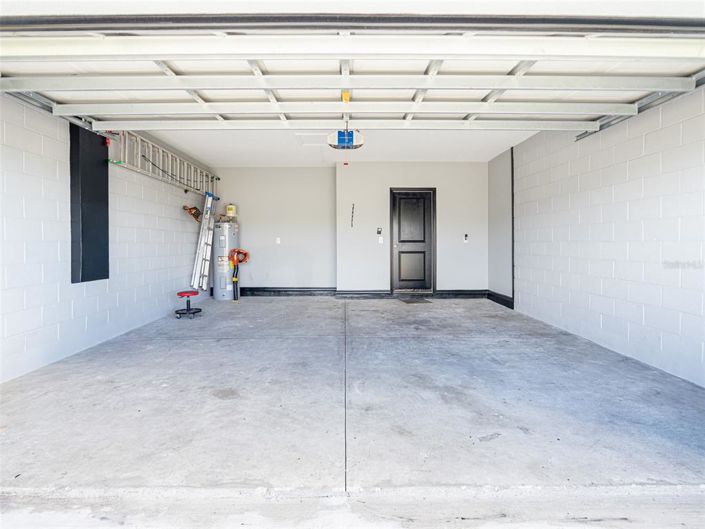 Image No.12-3 Bed Property for sale