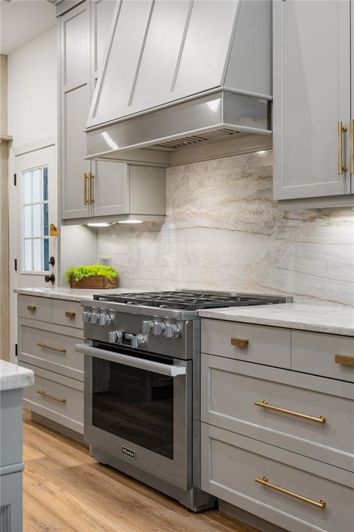 Image No.11-4 Bed Property for sale