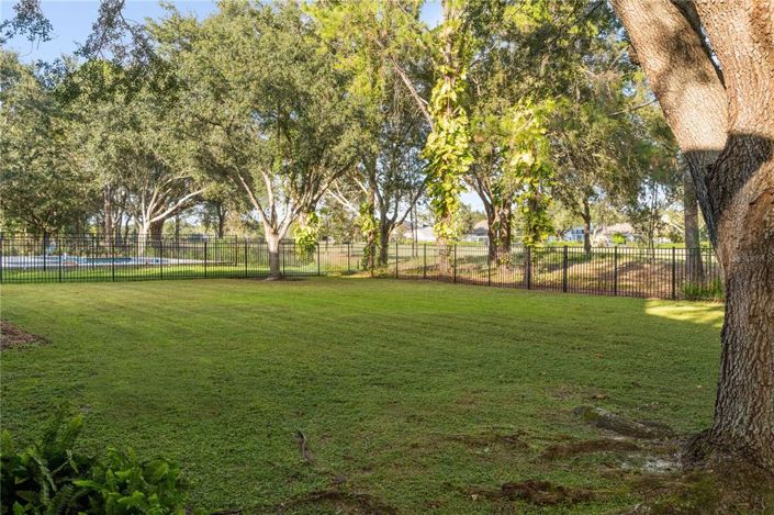 Image No.28-4 Bed Property for sale