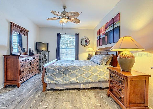 Image No.19-3 Bed Property for sale