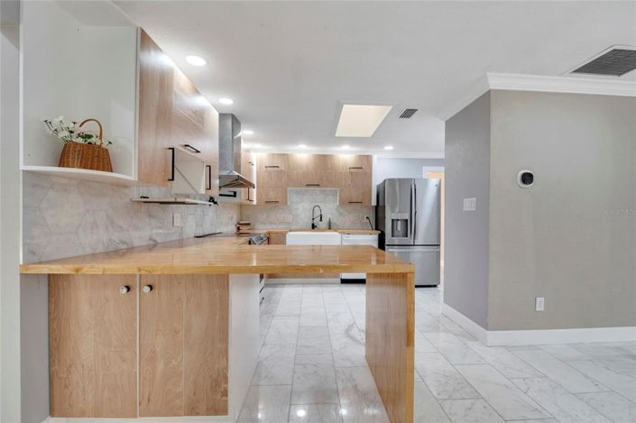 Image No.16-4 Bed Property for sale