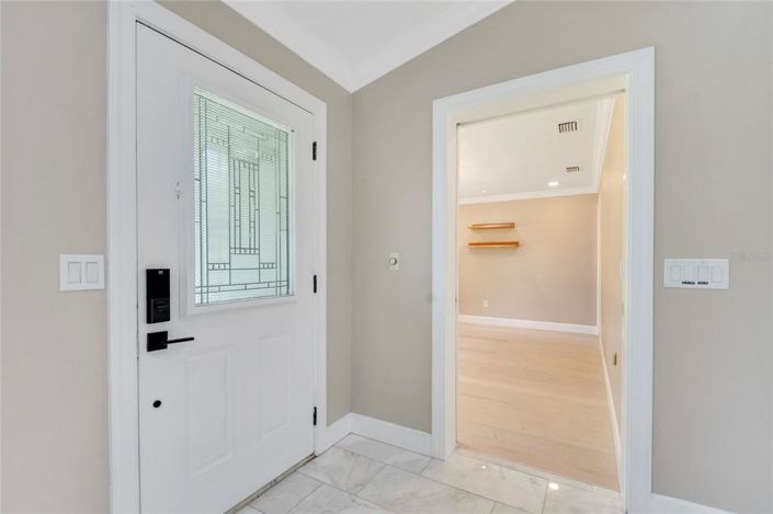 Image No.24-4 Bed Property for sale