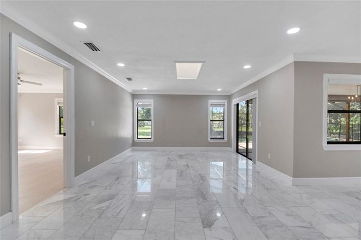 Image No.29-4 Bed Property for sale