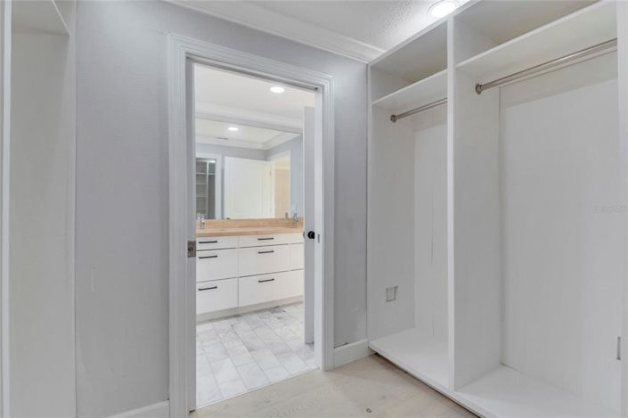 Image No.35-4 Bed Property for sale