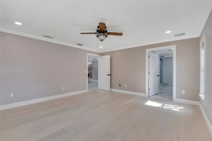 Image No.36-4 Bed Property for sale