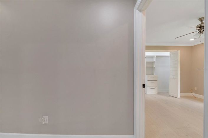 Image No.43-4 Bed Property for sale