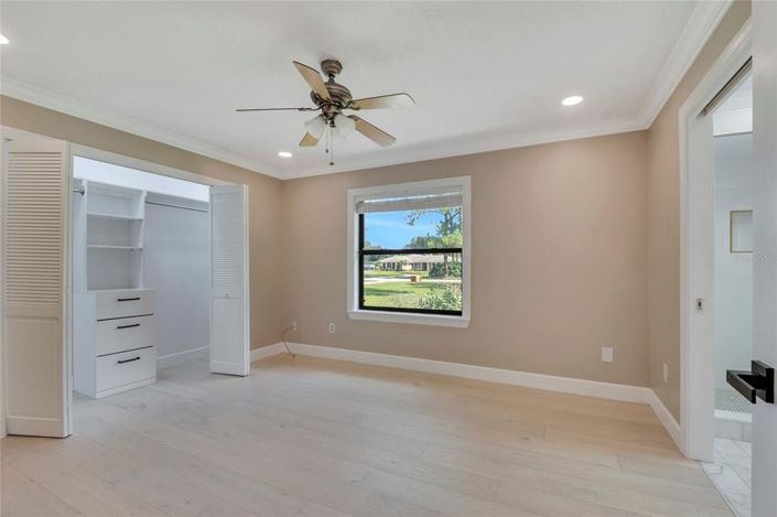 Image No.44-4 Bed Property for sale