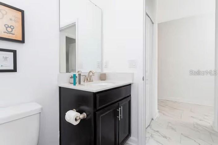 Image No.9-6 Bed Property for sale